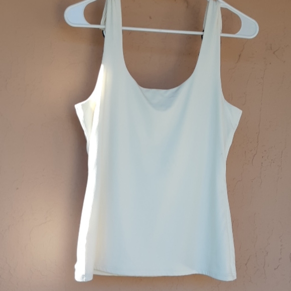 White House Black Market off white tank - Picture 4 of 4